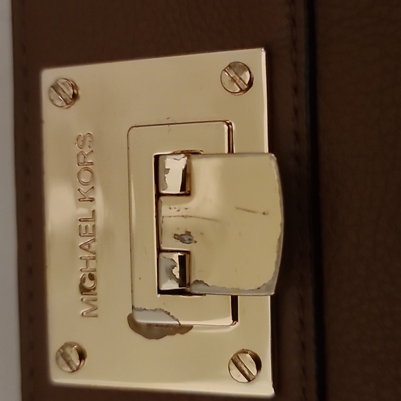 47. Michael Kors Astrid Handbag - Picture 3 of 15